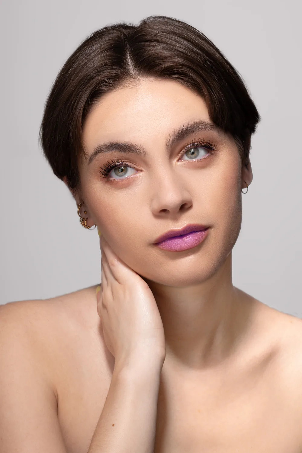 Le même portrait beauté après retouche naturelle — Studio S, Montesson
